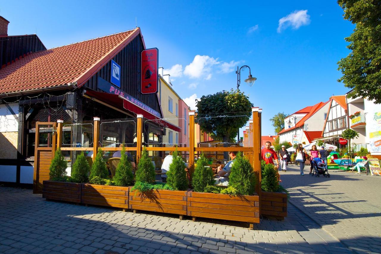 Villa & Restaurant Admiral Nelson Hel Exteriér fotografie